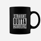 Straight Outta Hamburg Tassen, Schwarz mit Stadtnamen-Schriftzug