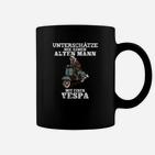 Vespa Tassen für Herren: Unterschätze nie einen alten Mann mit einer Vespa”, Rollerfans Design