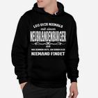 Neubrandenburger Warnung Schwarzes Hoodie, Humorvolles Design