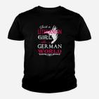 Nur Ein Litauisches Mädchen In Einem Deutschen Welt- Kinder T-Shirt