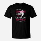 Nur Ein Litauisches Mädchen In Einem Deutschen Welt- T-Shirt