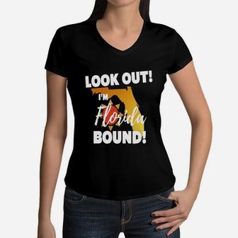 40 Familylook Out I'm Florida Bound Family Vacation Funny T-shirt Women V-Neck T-Shirt - Seseable