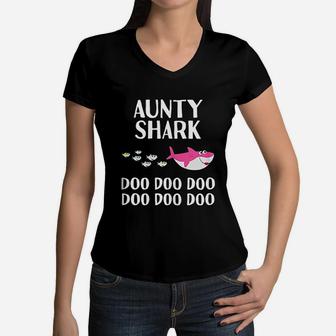 Aunty Shark Doo Doo Gifts For Aunt Mothers Day Women V-Neck T-Shirt - Seseable