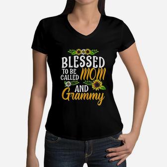 Blessed To Be Called Mom And Grammy Thanksgiving Women V-Neck T-Shirt - Seseable