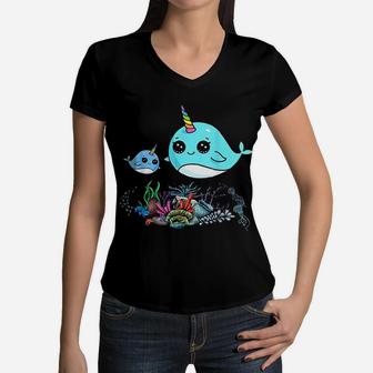 Cute Narwhal Mommy Narwhal Baby Narwhal Under The Sea Women V-Neck T-Shirt - Seseable