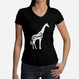 Mama Giraffe Mothers Day Safari Zoo Women V-Neck T-Shirt - Seseable