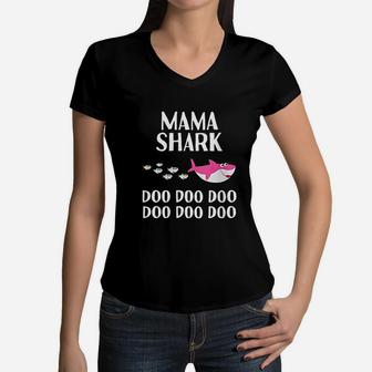 Mama Shark Doo Doo Gift For Mom Mothers Day Christmas Women V-Neck T-Shirt - Seseable