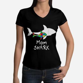 Mom Shark Puzzle Piece Cool Women V-Neck T-Shirt - Seseable