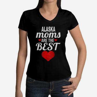 Moms From Alaska Are The Best Us States Mothers Day Gift Women V-Neck T-Shirt - Seseable