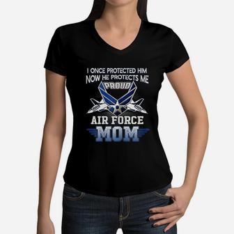 Pride Military Family Proud Mom Air Force Women V-Neck T-Shirt - Seseable