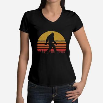 Retro Bigfoot Silhouette Sun Vintage - Believe Women V-Neck T-Shirt - Seseable