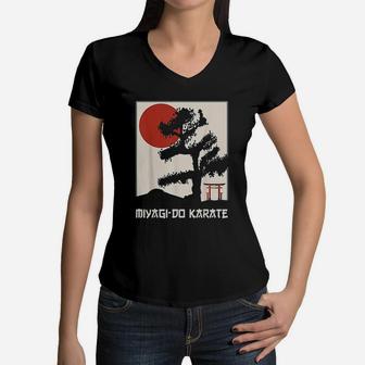 Retro Vintage Miyagi-do Karate Life Bonsai Tree Martial Arts Women V-Neck T-Shirt | Seseable UK