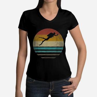 Retro Vintage Sunset Scuba Diving Diver Cute Funny Gift Women V-Neck T-Shirt - Seseable