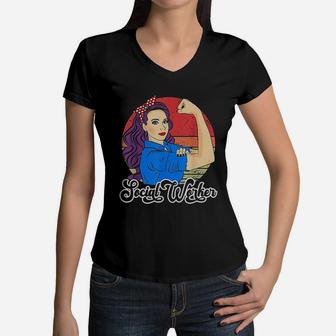 Social Worker Female Gift Vintage Caseworker Strong Woman Women V-Neck T-Shirt - Seseable