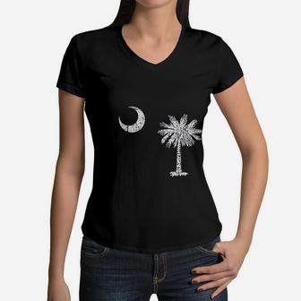 South Carolina Flag Aged Vintage Moon Palm Tree Women V-Neck T-Shirt - Seseable
