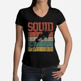 Squid Retro Vintage Marine Biologist Biology Pun Women V-Neck T-Shirt - Seseable