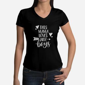 This Mama Loves Her Boys Funny Mom With Sayings Gift Women V-Neck T-Shirt | Seseable FR