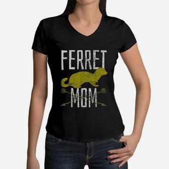 Vintage Ferret Mom Mother Mom Birthday Gifts Women V-Neck T-Shirt - Seseable