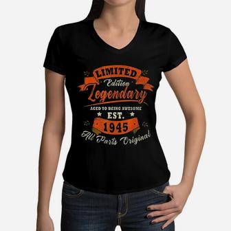 Vintage Made In 1945 75th Birthday Gifts For 75 Years Old Women V-Neck T-Shirt - Seseable