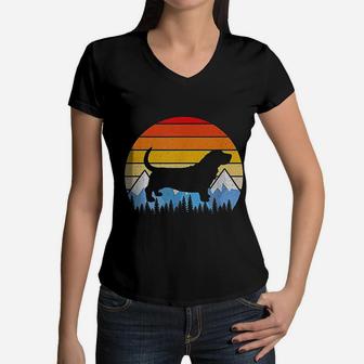 Vintage Retro Basset Hound Basset Hound Lovers Gifts Women V-Neck T-Shirt - Seseable