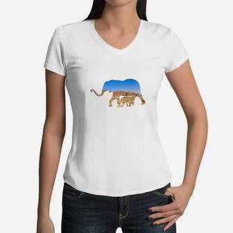 Baby Elephant And Mother Graphic Elephant And Calf Women V-Neck T-Shirt - Seseable