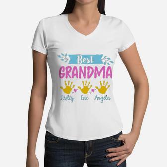 Best Grandma With Grandkids Names Mothers Day Cute Nana Gigi Women V-Neck T-Shirt - Seseable