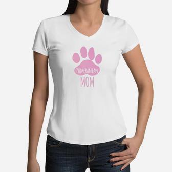 Cute Pomeranian Mom For Pom Owner Dog Paw Pink Women V-Neck T-Shirt - Seseable