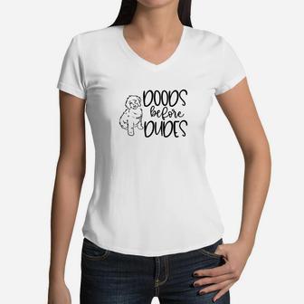 Doods Before Dudes Funny Dog Mom Goldendoodle Gift Women V-Neck T-Shirt - Seseable