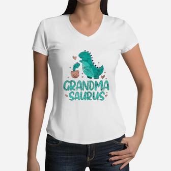 Grandmasaurus Grandma Saurus Dinosaur funny Grandmother Women V-Neck T-Shirt - Seseable