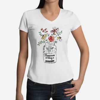 Happiness Is Being A Grananny Floral Mothers Day Awesome Gift For Women Women V-Neck T-Shirt - Seseable