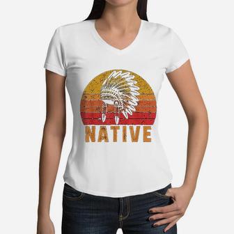 Native American Pride Vintage Native Indian Women V-Neck T-Shirt - Seseable