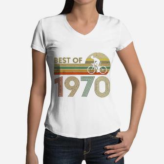 Vintage Bicycle Best Of 1970 Birthday Cycling Women V-Neck T-Shirt - Seseable