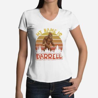 Vintage My Name Is Darrell Bigfoot Believers Women V-Neck T-Shirt - Seseable