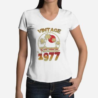Vintage Sept 1977 Vacation Gift Women V-Neck T-Shirt - Seseable