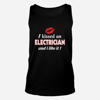 Electrician Stupid Electrician Funny Electrician Unisex Tank Top - Seseable