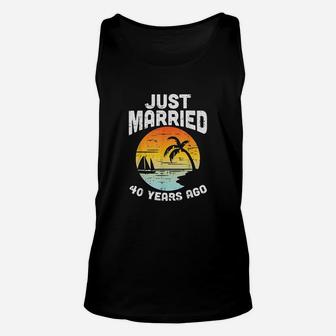 Just Married 40 Years Ago Anniversary Cruise Couple Gift Unisex Tank Top - Seseable