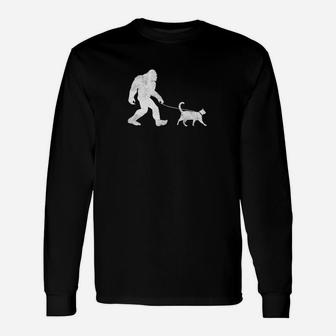 Bigfoot Walking A Cat Sasquatch Yeti Cat Long Sleeve T-Shirt - Seseable