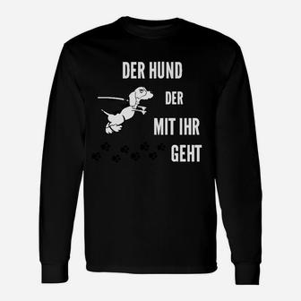 Lustiges Herren Langarmshirts 'Der Hund, der mit ihr geht', Witziges Haustier-Motiv - Seseable