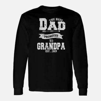 Promoted To Grandpa Est 2019 New Grandpa Fathers Day Long Sleeve T-Shirt - Seseable