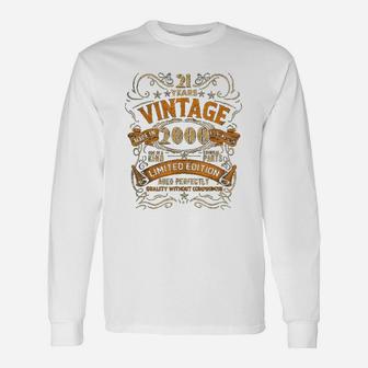 Born In 2000 Vintage 22nd Birthday Party 22 Years Old Long Sleeve T-Shirt - Seseable