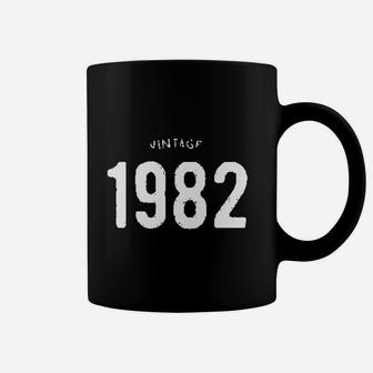 39th Birthday 1982 Birthday Vintage Coffee Mug - Seseable