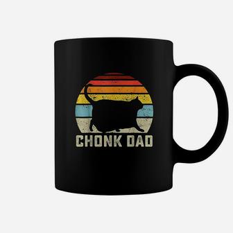 Chonk Cat Dad Scale Meme Funny Retro Style Daddy Cats Coffee Mug - Seseable