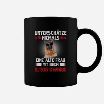 Deutscher Schäferhund Unterschätze Niemals Eine Alte Frau Tassen - Seseable