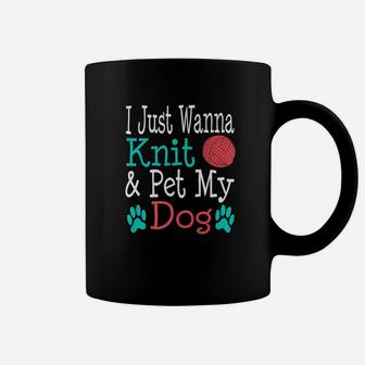 Dog Owner Knitting Funny Knitter Dog Mom Pug Gift Coffee Mug - Seseable