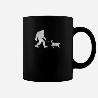 Funny Bigfoot Walking A Cat Sasquatch Yeti Cat Gift Coffee Mug - Seseable