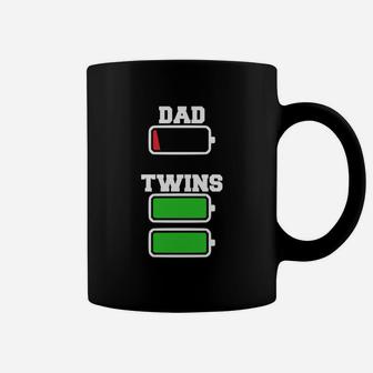 Funny Twins Dad 0 Battery Twins Full 100 Battery Coffee Mug - Seseable