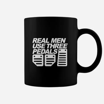 Herren Tassen Echte Männer nutzen Drei Pedale, Autofahrer Design - Seseable