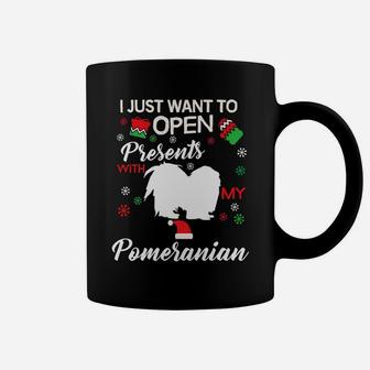 Pomeranian Christmas Clothes Open Presents Dog Gift Clothing Coffee Mug - Seseable