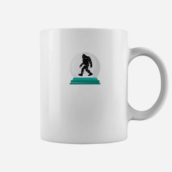 Bigfoot Believe Snowglobe Christmas Coffee Mug - Seseable