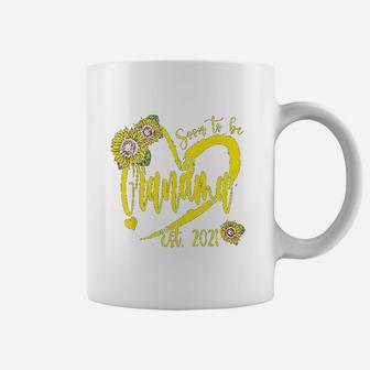 Funny Soon To Be Grandma Est 2021 Gifts Sunflower Coffee Mug - Seseable